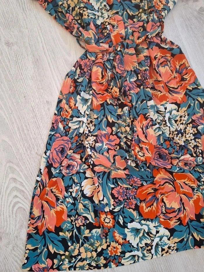 🌸 Precioso vestido de mujer con flores multicolores Noémie & Co Talla M - NUEVO – photo 3